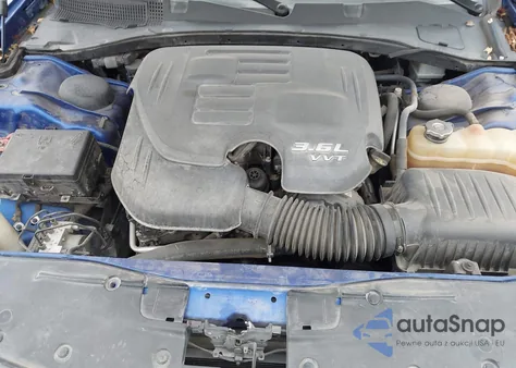 2018 Dodge Charger Sxt Plus Rwd z USA, uszkodzony, nr VIN 2C3CDXHG8JH221908